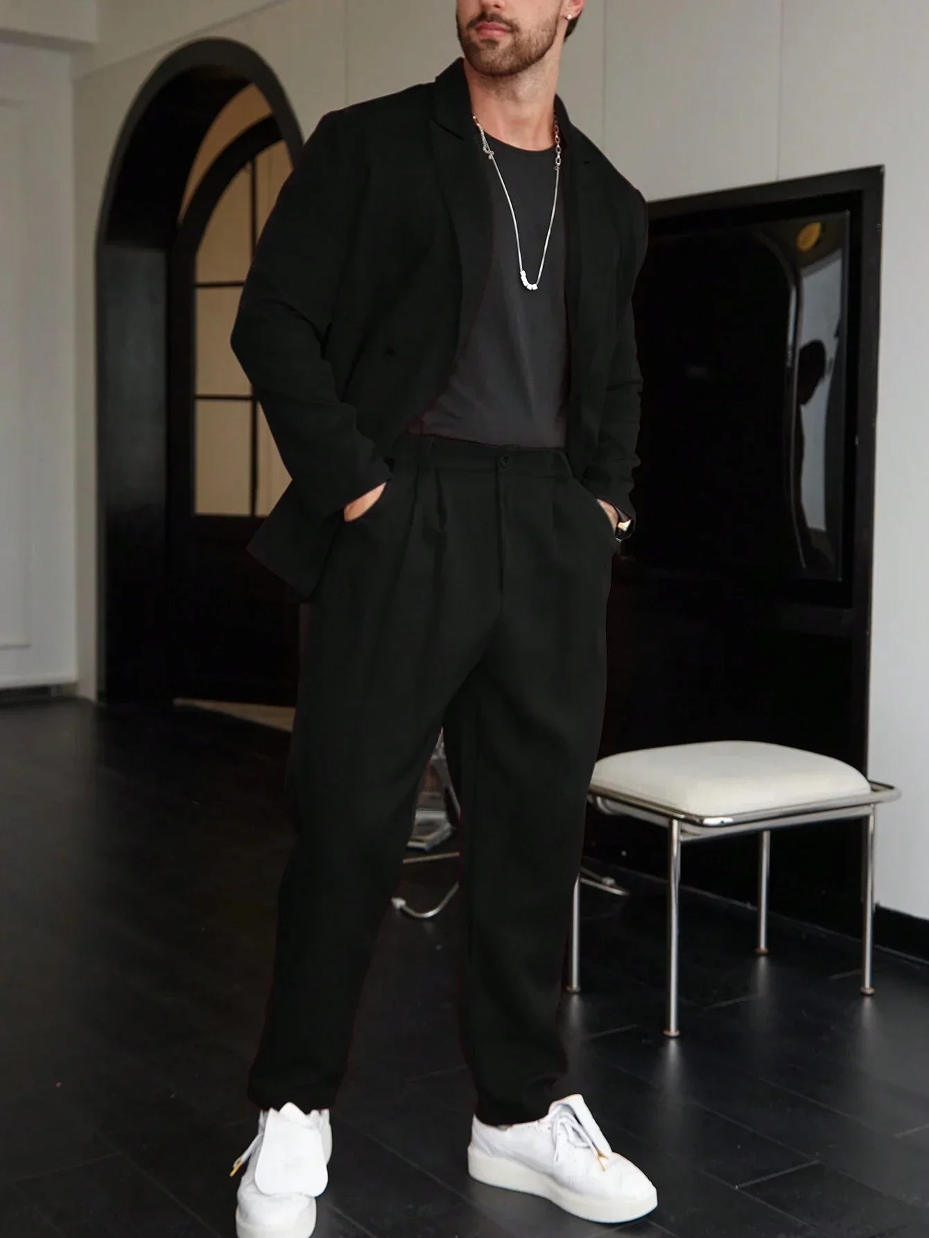 Costume homme décontracté monochrome style vieille fortune